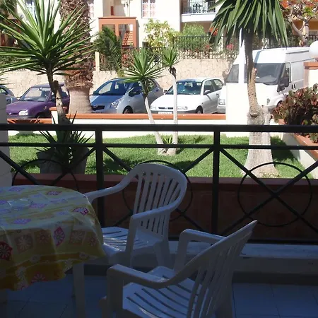 Yucca Park Interaction Apartament Costa Adeje (Tenerife)