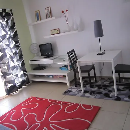 Apartment Yucca Park Interaction *